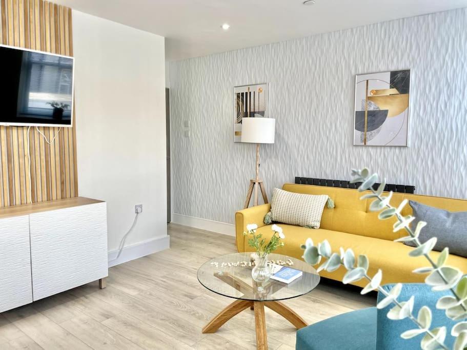 Luxury Porthcawl 1 Bedroom Apt, Prime Location Exterior photo