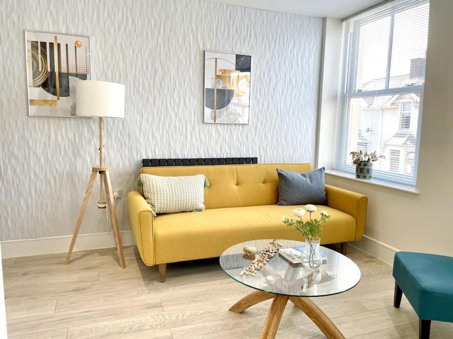 Luxury Porthcawl 1 Bedroom Apt, Prime Location Exterior photo